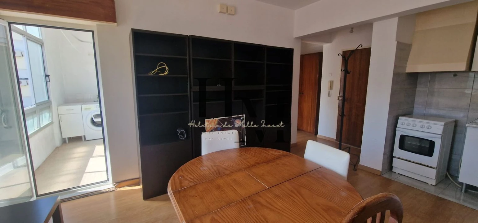 Apartamento T1 para Venda em Águas Livres Foto 2