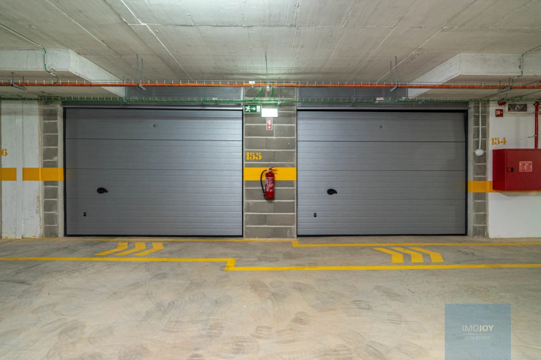Garagem para Venda em Portimão Foto 9