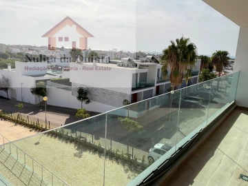 Apartamento T3 para Venda em Albufeira e Olhos de Água