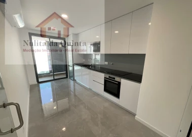 Apartamento T3 para Venda em Albufeira e Olhos de Água