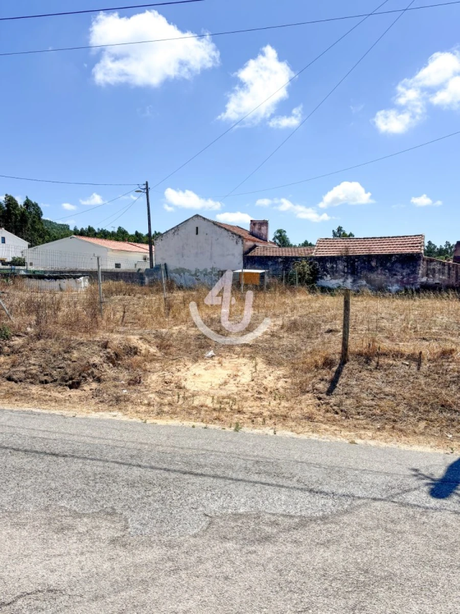 Terreno para Venda em Famalicão Foto 3