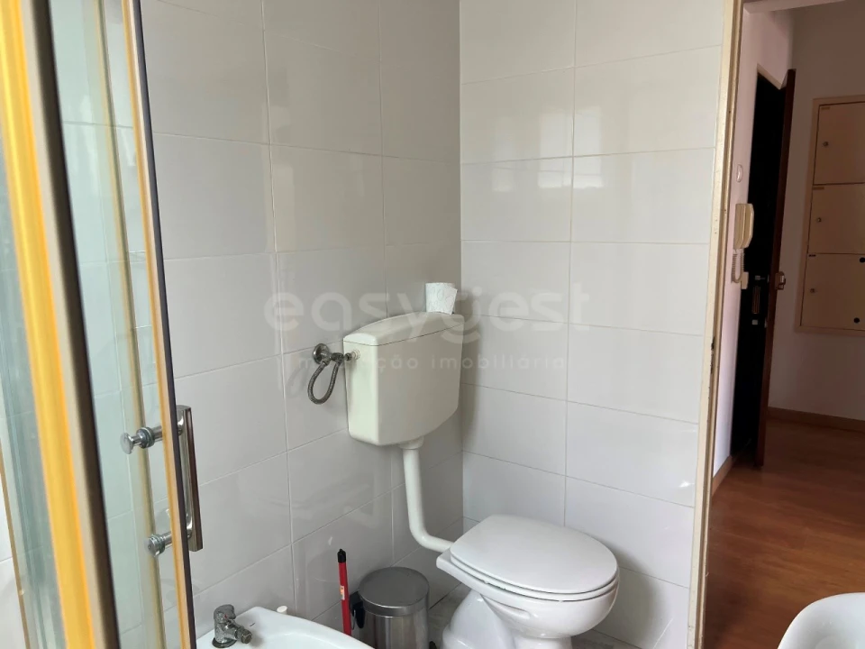 Apartamento T2 para Venda em Águas Livres Foto 19