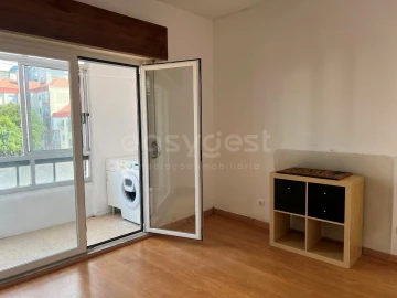 Apartamento T2 para Venda em Águas Livres