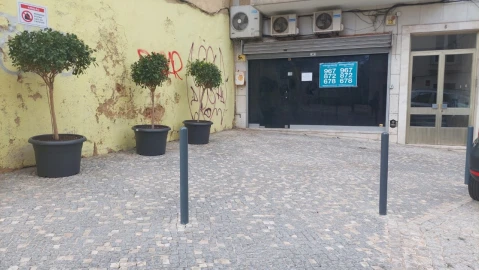 Loja para Venda em Arroios