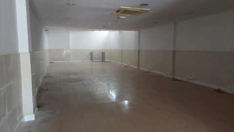 Loja para Venda em Arroios