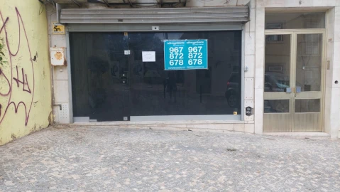 Loja para Venda em Arroios