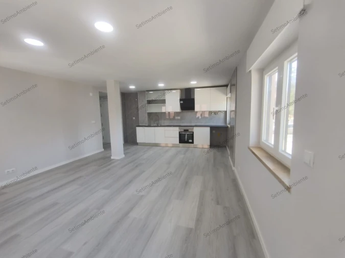 Apartamento T2 para Venda em Corroios Foto 3