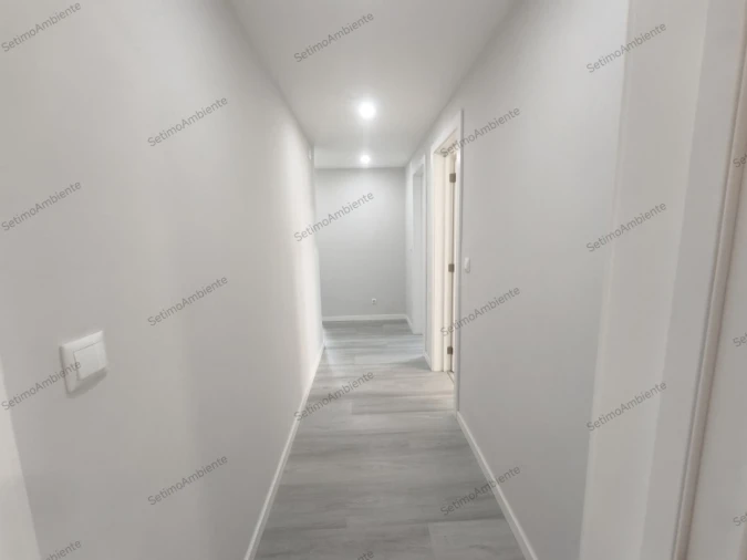 Apartamento T2 para Venda em Corroios Foto 6