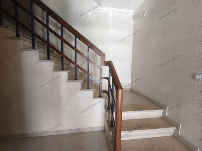 Apartamento T2 para Venda em Corroios Foto 7