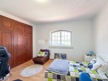 Moradia T4 para Venda em Nossa Sra de Fatima