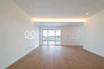 Apartamento T2 para Venda em Venteira