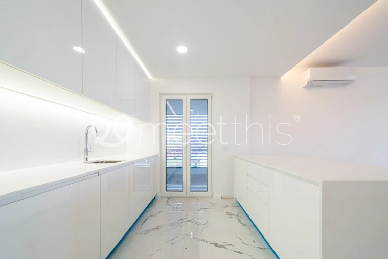 Apartamento T2 para Venda em Venteira Foto 15