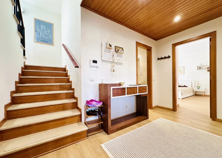 Apartamento T4 para Venda em São Domingos de Rana Foto 11