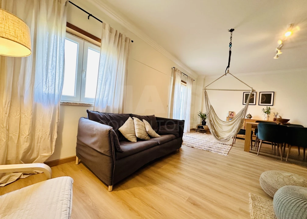 Apartamento T4 para Venda em São Domingos de Rana Foto 4