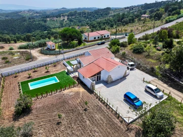 Moradia T3 para Venda em A dos Negros