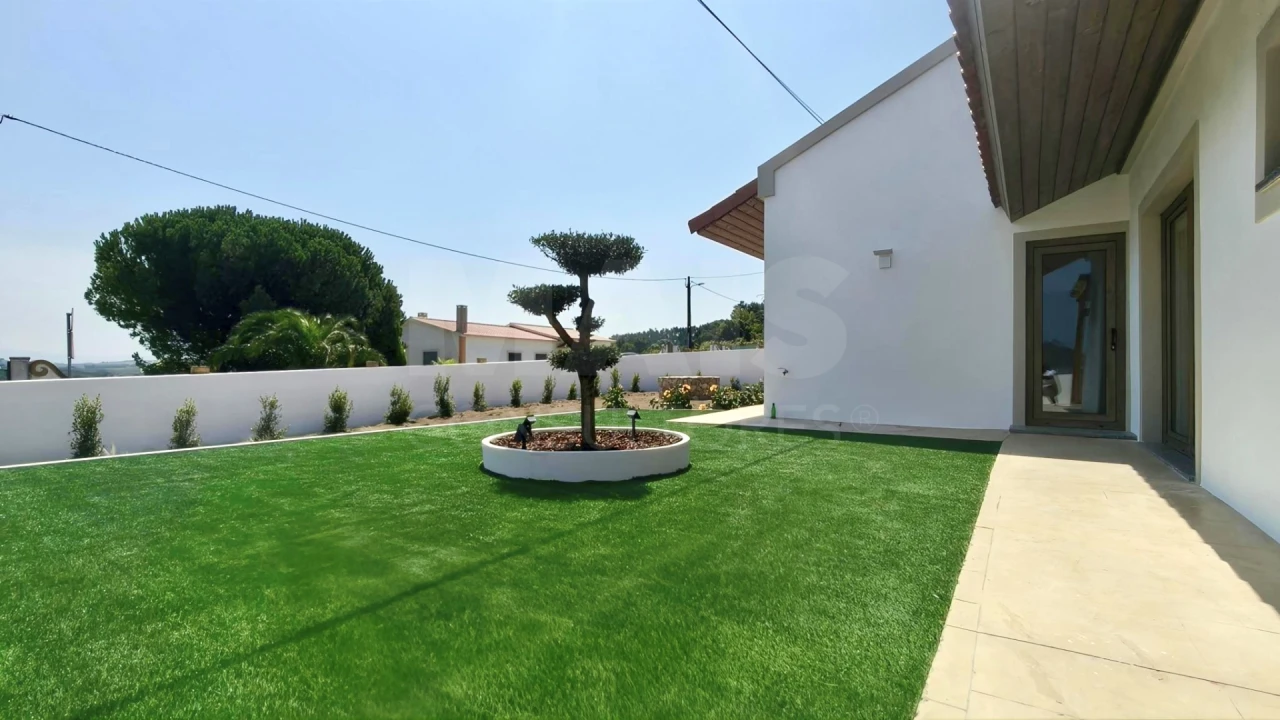 Moradia T3 para Venda em A dos Negros Foto 4