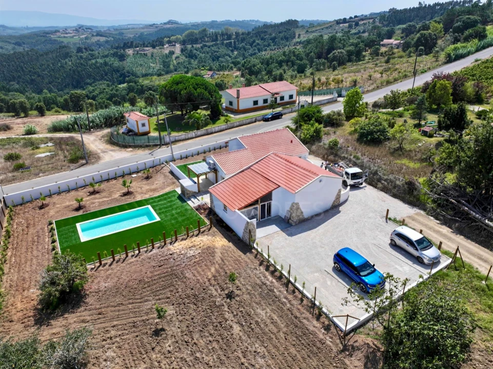 Moradia T3 para Venda em A dos Negros Foto 1