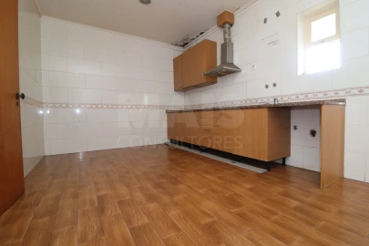 Apartamento T1 para Venda em Samora Correia