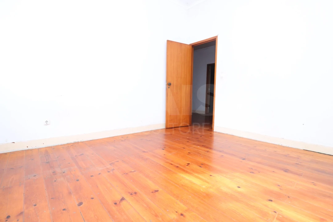 Apartamento T1 para Venda em Samora Correia Foto 11