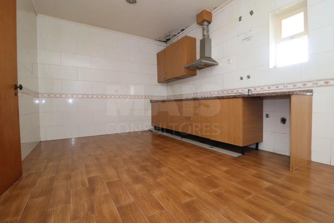 Apartamento T1 para Venda em Samora Correia Foto 3