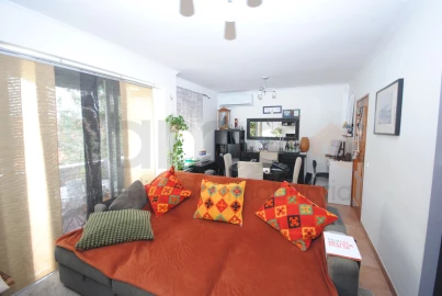 Apartamento T2 para Venda em Oeiras e São Julião da Barra, Paço de Arcos e Caxias