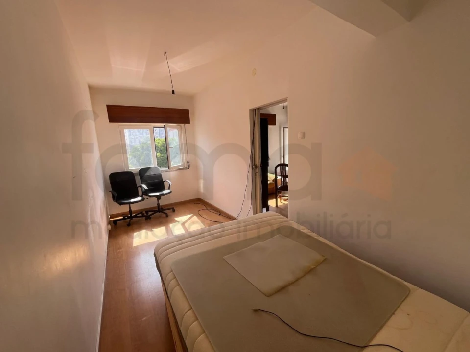 Apartamento T1 para Venda em Águas Livres Foto 6