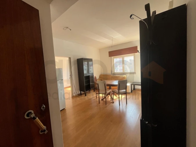 Apartamento T1 para Venda em Águas Livres Foto 3