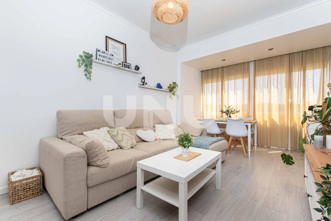Apartamento T2 para Venda em Vialonga Foto 6