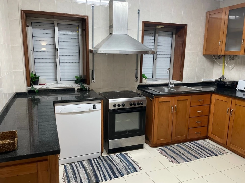 Quarto para Arrendamento em Glória e Vera Cruz Foto 12