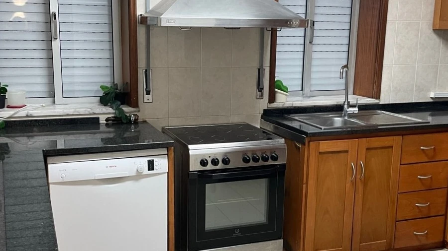 Quarto para Arrendamento em Glória e Vera Cruz