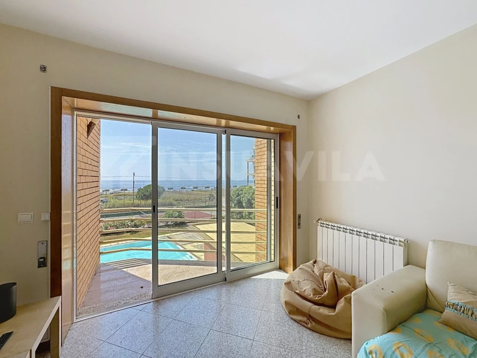 Apartamento T2 para Venda em Vila Praia de Ancora Foto 2