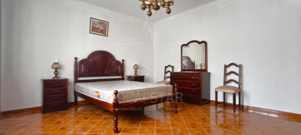 Moradia T2 para Venda em Carvalhal