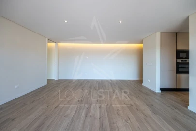 Apartamento T3 para Venda em Silveira