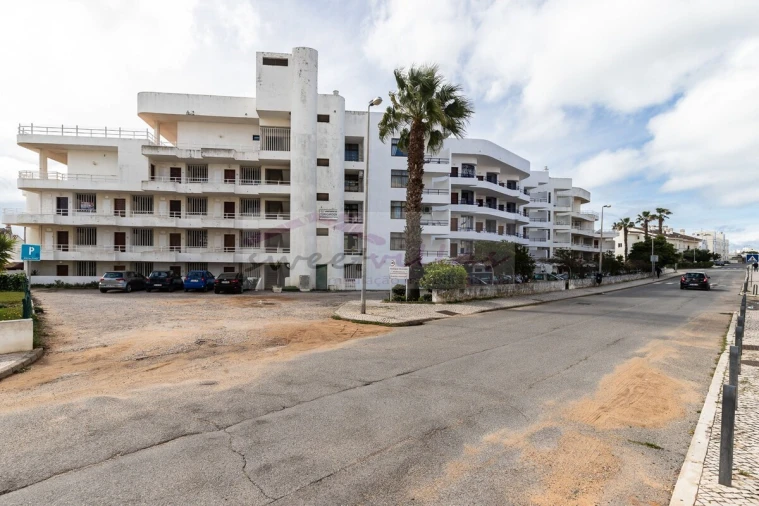 Apartamento T1 para Venda em Albufeira e Olhos de Água Foto 24
