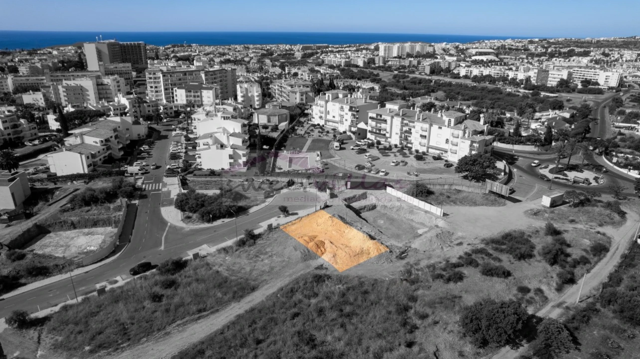 Terreno para Venda em Albufeira e Olhos de Água Foto 7