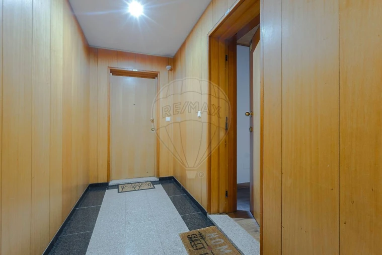 Apartamento T1 para Arrendamento em Mafamude e Vilar do Paraíso Foto 18