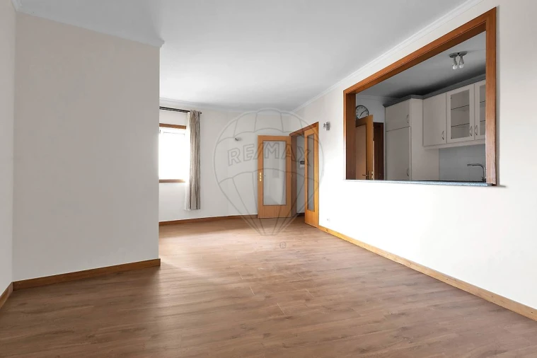 Apartamento T1 para Arrendamento em Mafamude e Vilar do Paraíso Foto 12
