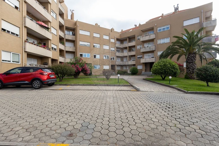 Apartamento T1 para Arrendamento em Mafamude e Vilar do Paraíso Foto 20