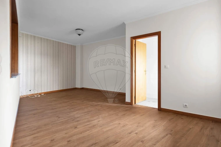 Apartamento T1 para Arrendamento em Mafamude e Vilar do Paraíso Foto 9