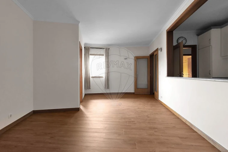 Apartamento T1 para Arrendamento em Mafamude e Vilar do Paraíso Foto 13