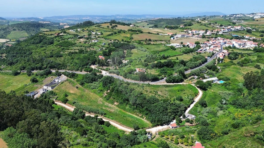 Armazém para Venda em Santo Quintino
