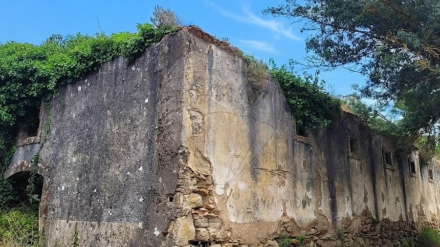 Armazém para Venda em Santo Quintino