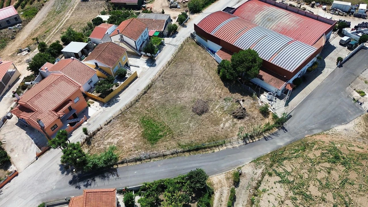 Terreno para Venda em A dos Cunhados e Maceira Foto 2