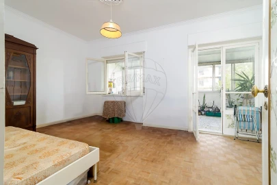 Apartamento T4 para Venda em Rio de Mouro