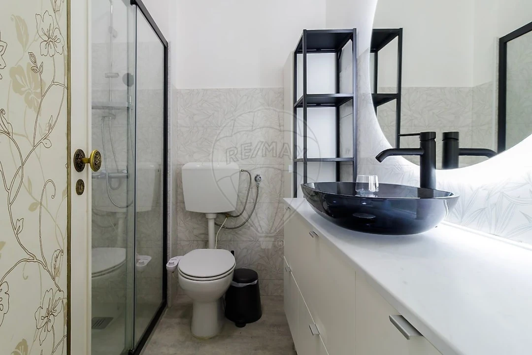 Apartamento T4 para Venda em Rio de Mouro Foto 4