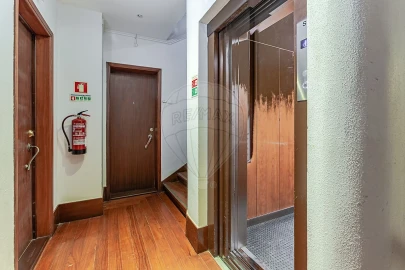 Apartamento T6 para Venda em Santo António