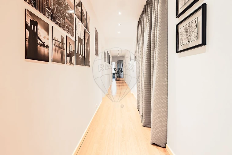 Apartamento T6 para Venda em Santo António Foto 13