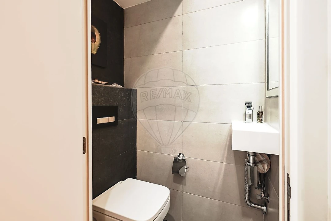 Apartamento T6 para Venda em Santo António Foto 19