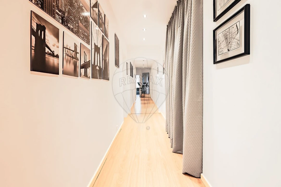 Apartamento T6 para Venda em Santo António Foto 13