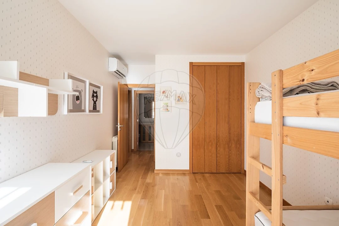 Apartamento T3 para Arrendamento em Parque das Nações Foto 36